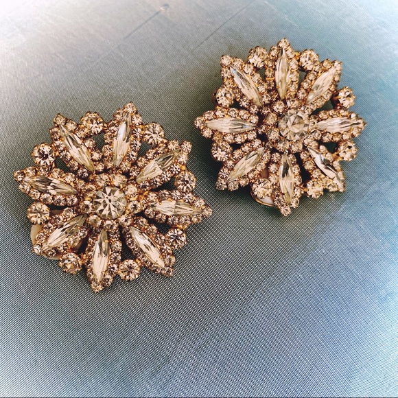 Vintage Rhinestone Clip On Earrings - Picture 2 of 8